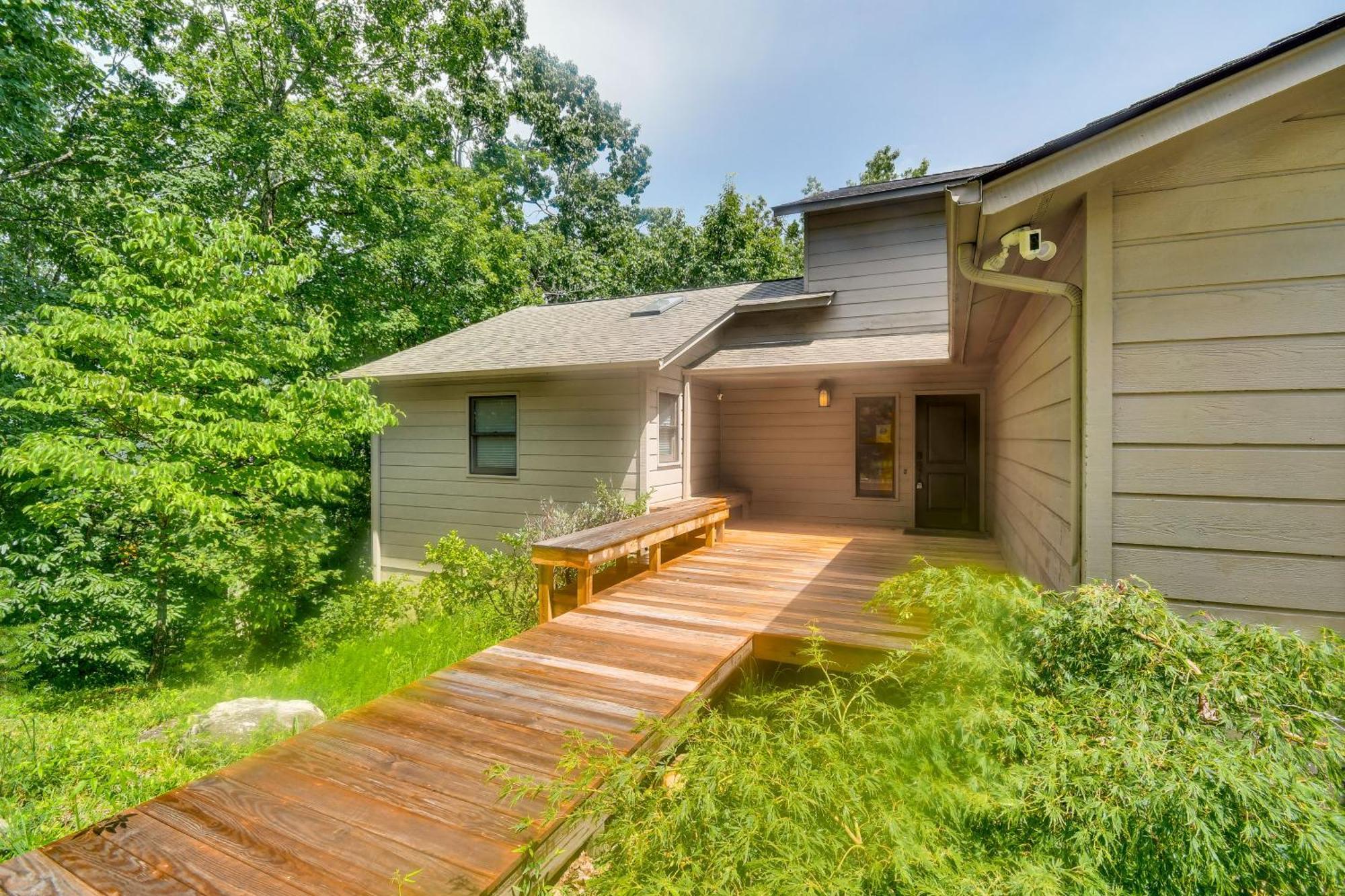 Villa Luxe Rumbling Bald Retreat With Deck And Mountain View Lake Lure Exterior foto